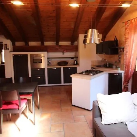 Anita Haus - Valle D'aosta Apartamento *