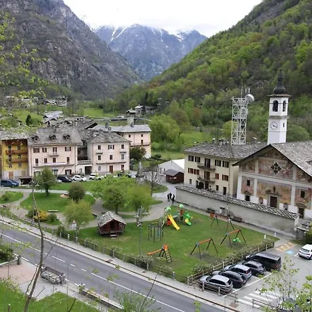 Anita Haus - Valle D'aosta Apartamento *